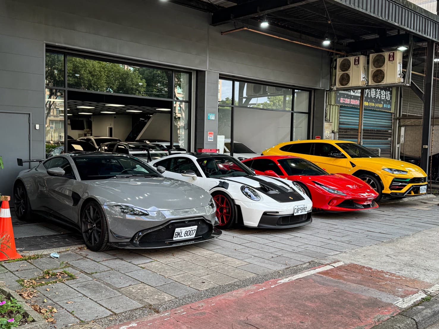 林口中古車推薦｜宥禾汽車展示區多款優質二手車