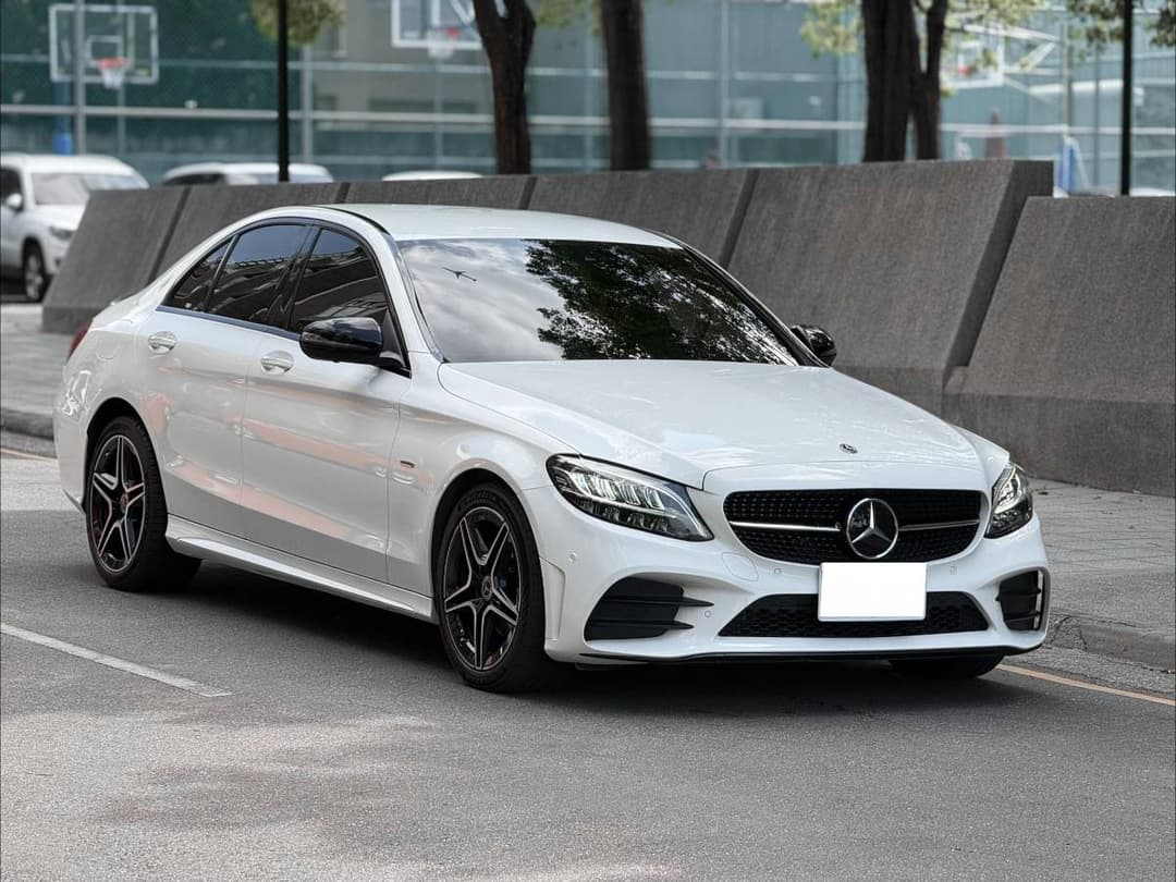 2020 M-Benz W205 C200 Sedan 星夜版