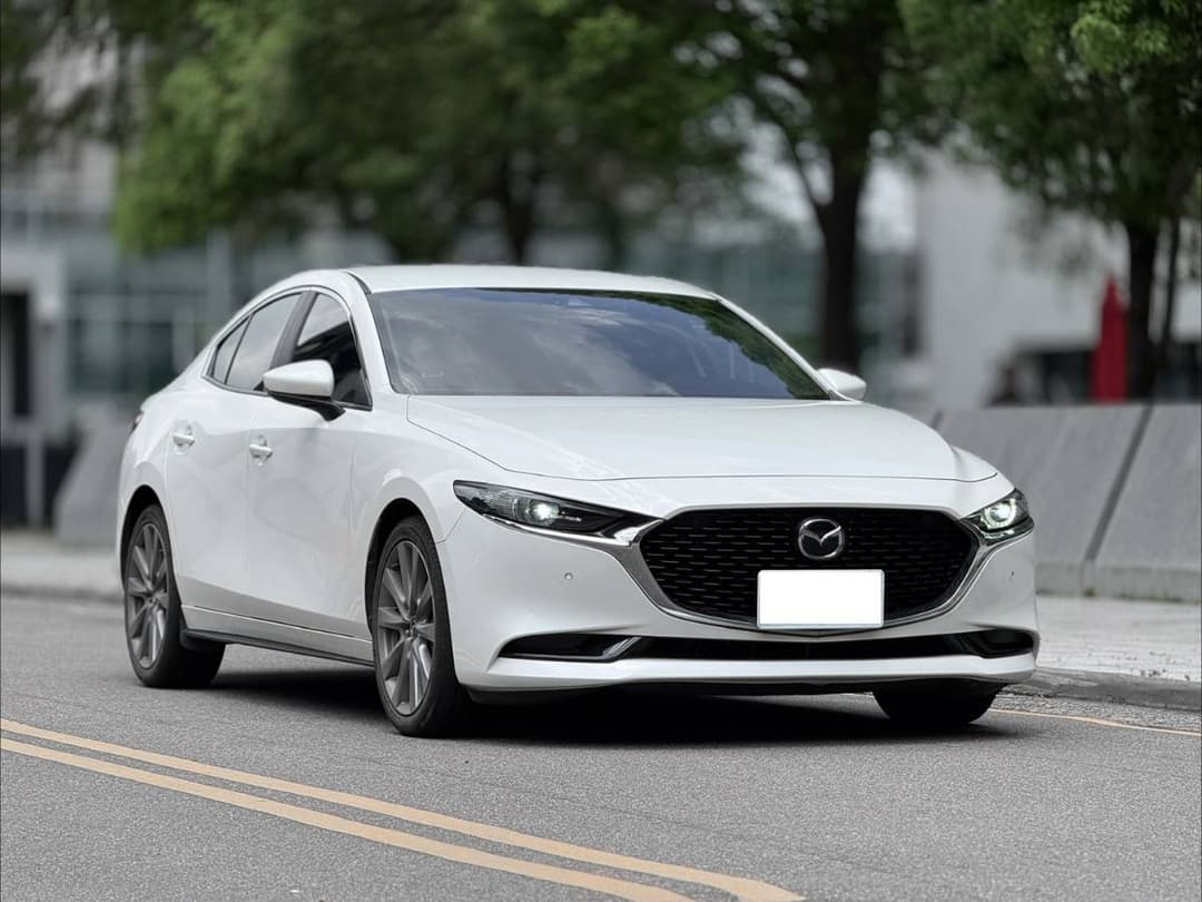 2019 Mazda 3 4D 頂級型